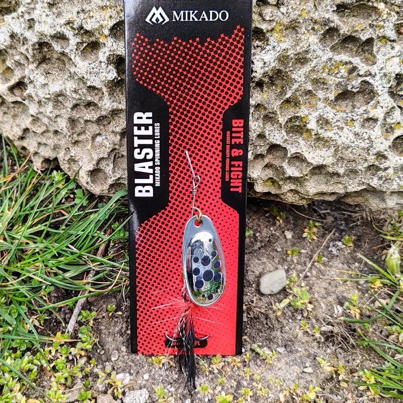 Блесни - Въртящи Блесна MIKADO BLASTER WITH TASSEL / S-11