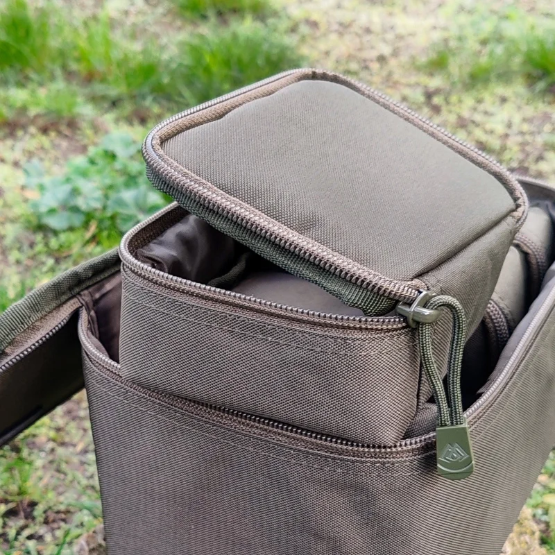 Сакове и чанти Чанта MIKADO ENCLAVE 1+4 за аксесоари / 25 x 16 x 12 см