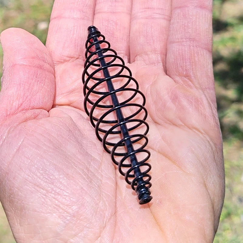 За риболов на фидер Хранилка MIKADO - спирала неутежнена / XL