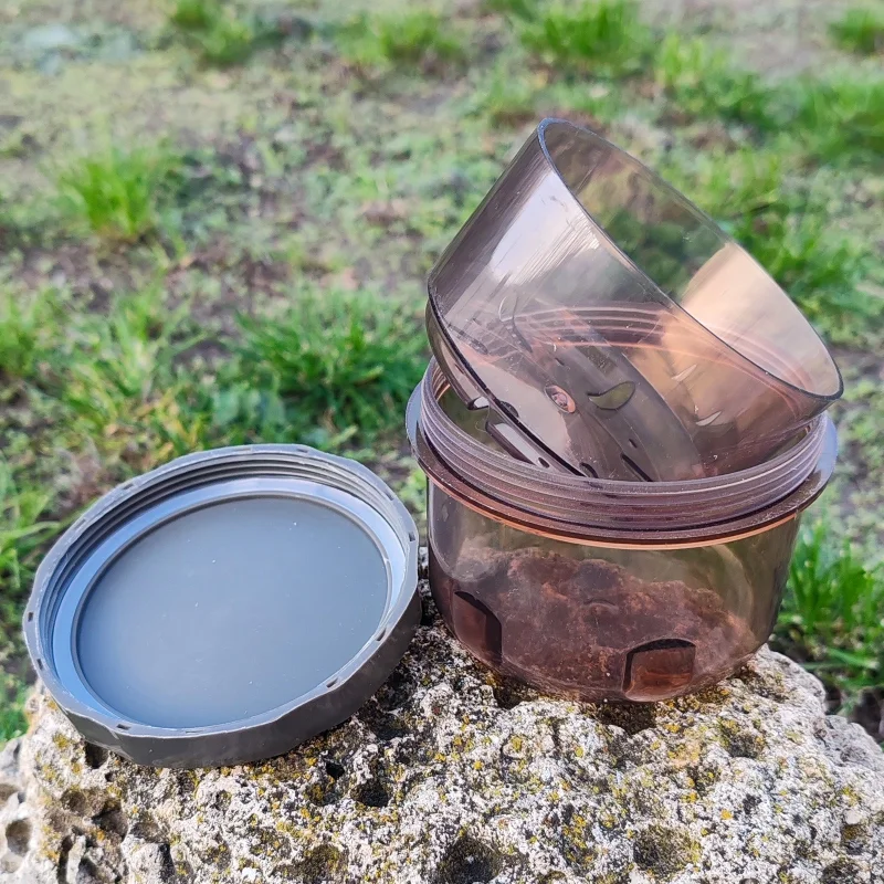 За риболов на шаран Кутия MIKADO за стръв /  008-L