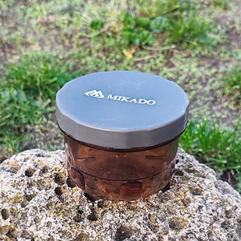 За риболов на шаран Кутия MIKADO за стръв /  008-M