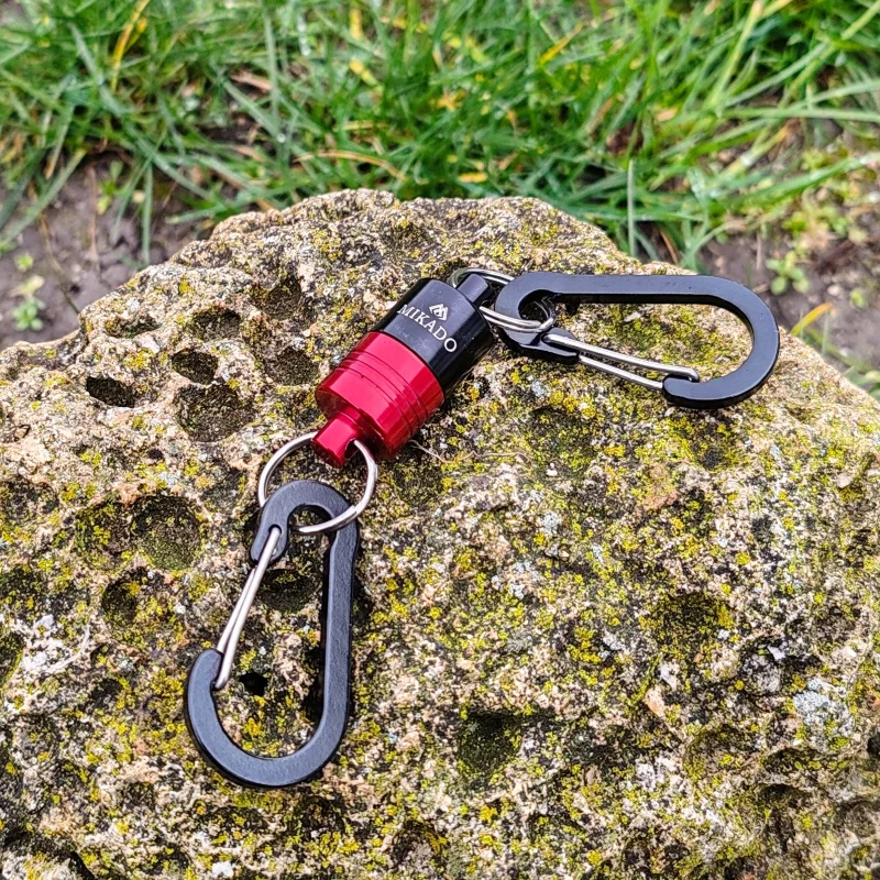 Инструменти - клещи, ножици, кохери, ножове... Магнитен клипс MIKADO до 4,5 кг