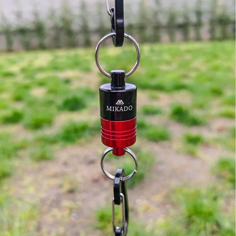 Инструменти - клещи, ножици, кохери, ножове... Магнитен клипс MIKADO до 4,5 кг