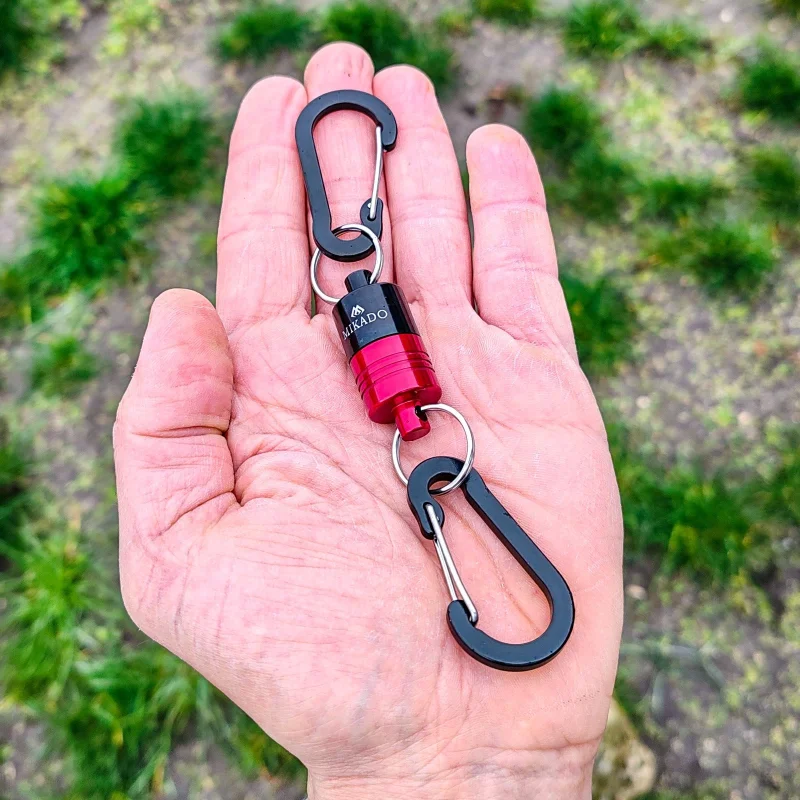 Инструменти - клещи, ножици, кохери, ножове... Магнитен клипс MIKADO до 4,5 кг