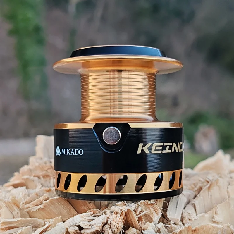 Двоен аванс Макара MIKADO KEINO METHOD FEEDER 4006