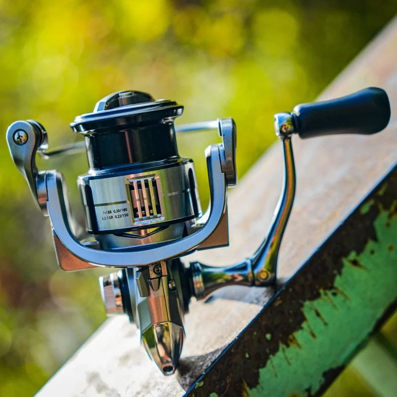 Спининг Макара ROBINSON PLATINUM 2008