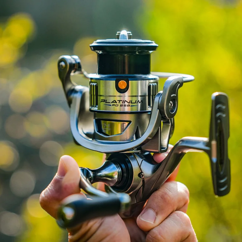 Спининг Макара ROBINSON PLATINUM 2008