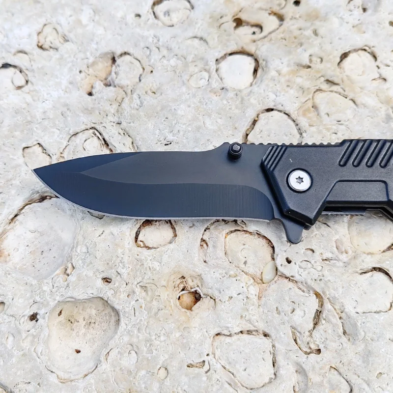 Инструменти - клещи, ножици, кохери, ножове... Нож MIKADO - 864 / сгъваем