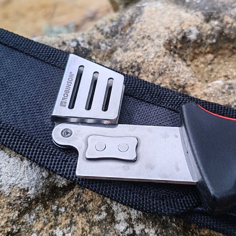 Инструменти - клещи, ножици, кохери, ножове... Нож ROBINSON - 006 / троен с кания