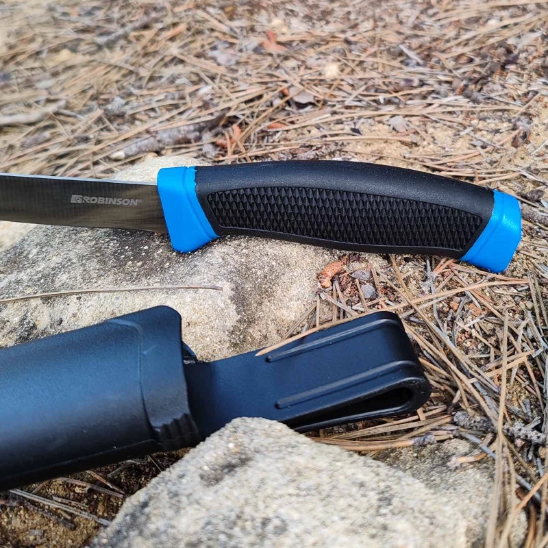 Инструменти - клещи, ножици, кохери, ножове... Нож ROBINSON / 008