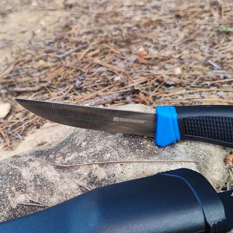 Инструменти - клещи, ножици, кохери, ножове... Нож ROBINSON / 008