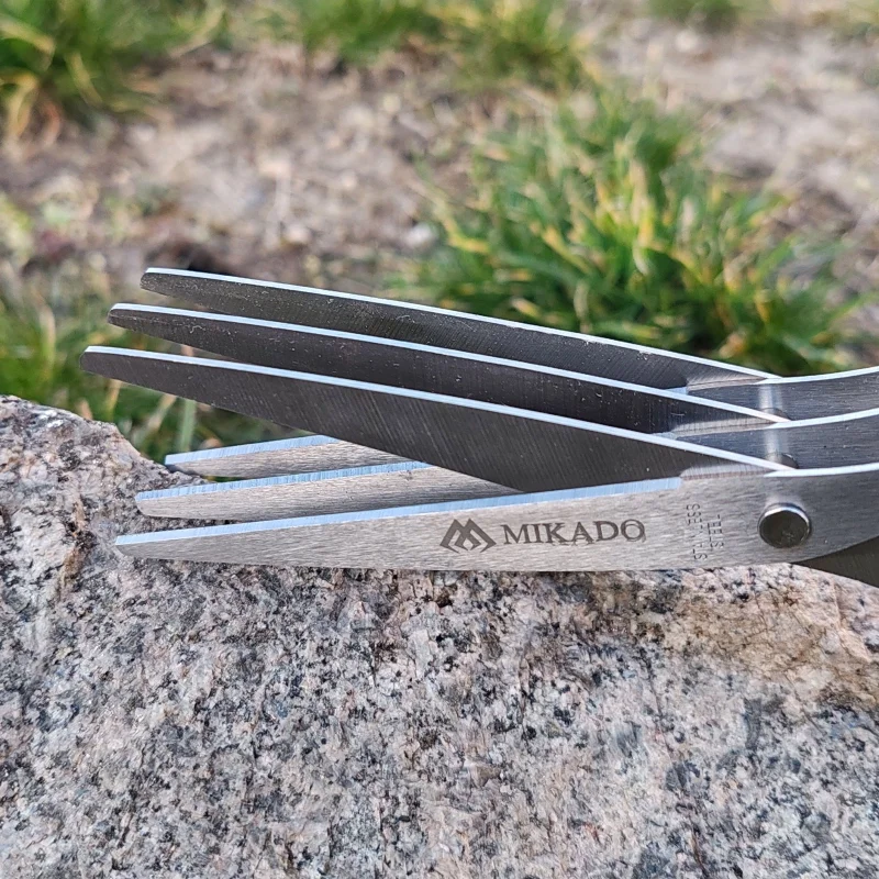 Инструменти - клещи, ножици, кохери, ножове... Ножица за стръв - MIKADO / WORMS