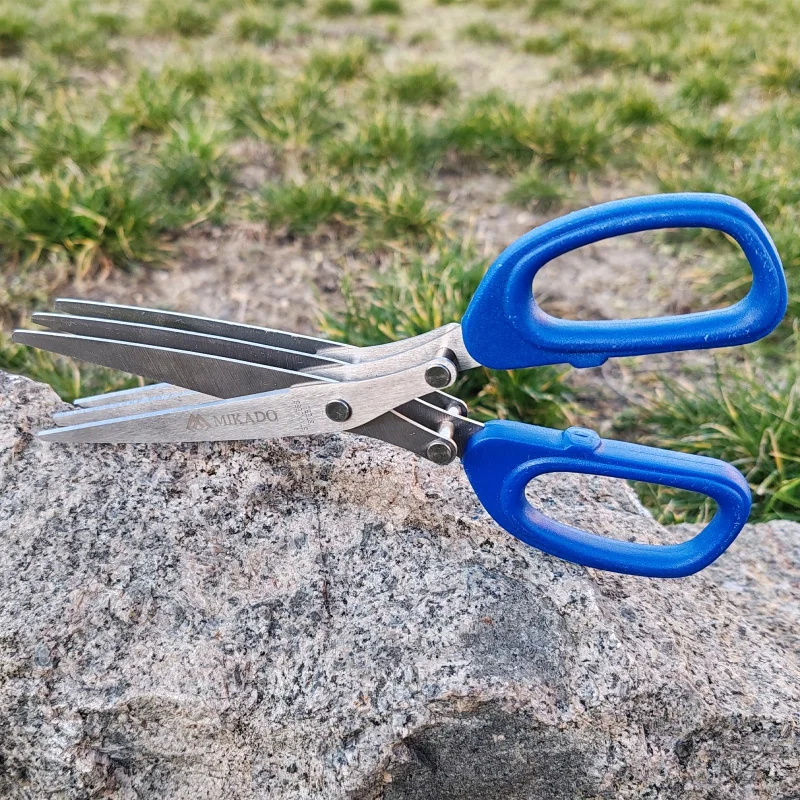Инструменти - клещи, ножици, кохери, ножове... Ножица за стръв - MIKADO / WORMS