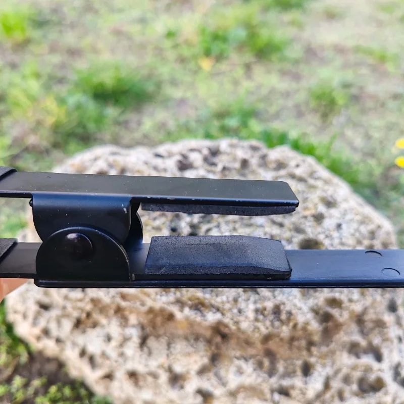 Инструменти - клещи, ножици, кохери, ножове... Щипка MIKADO - AMC-043 / за разпъване с лодка