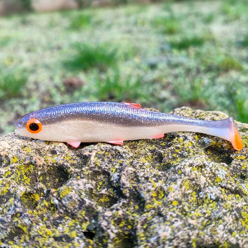 Спининг Силиконова примамка MIKADO REAL FISH ROACH 10 см