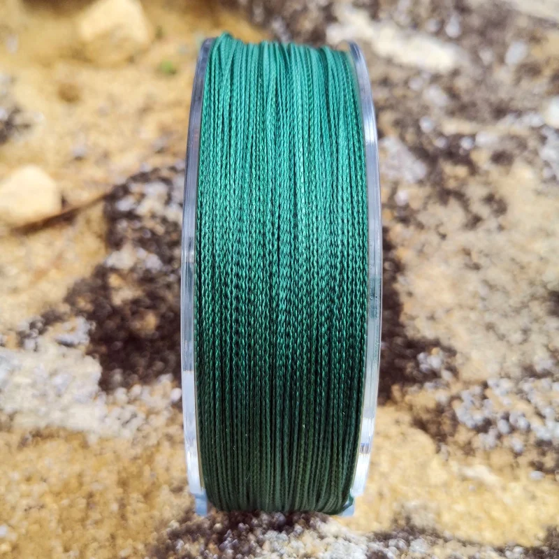 Плетени влакна Влакно плетено MIKADO 4 X SILURUS BRAID GREEN 300 м