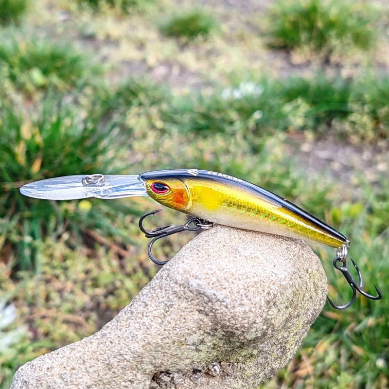 Воблери Воблер MIKADO CRACKER / AY